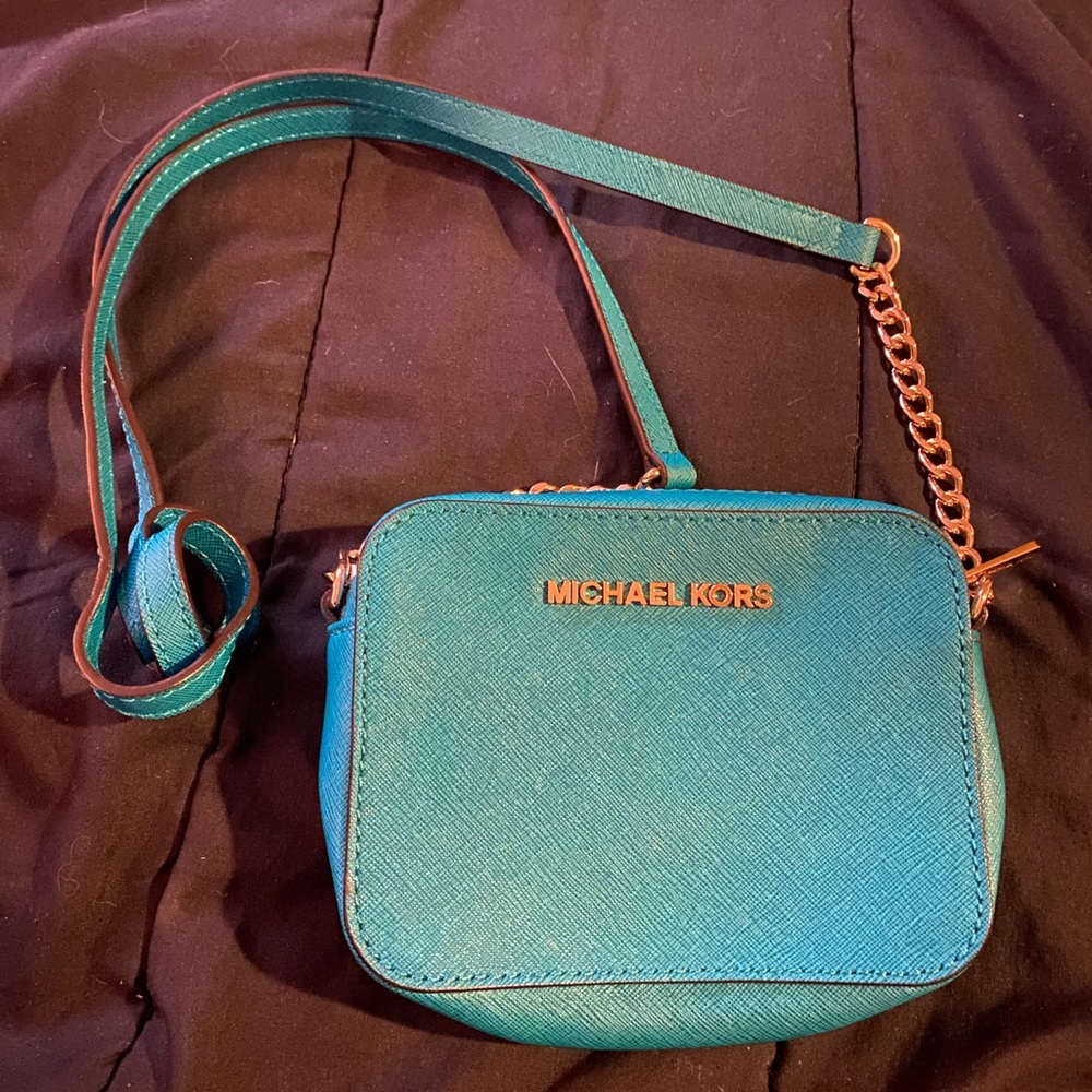 Michael Kors Crossbody Purse!